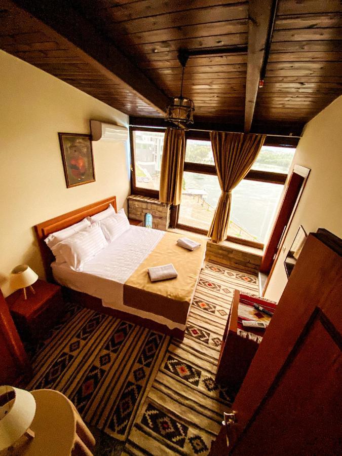 Hotel Iliria Canaj Extérieur photo