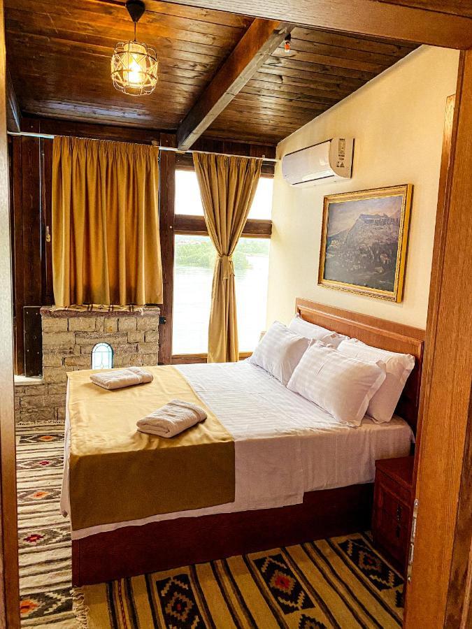 Hotel Iliria Canaj Extérieur photo