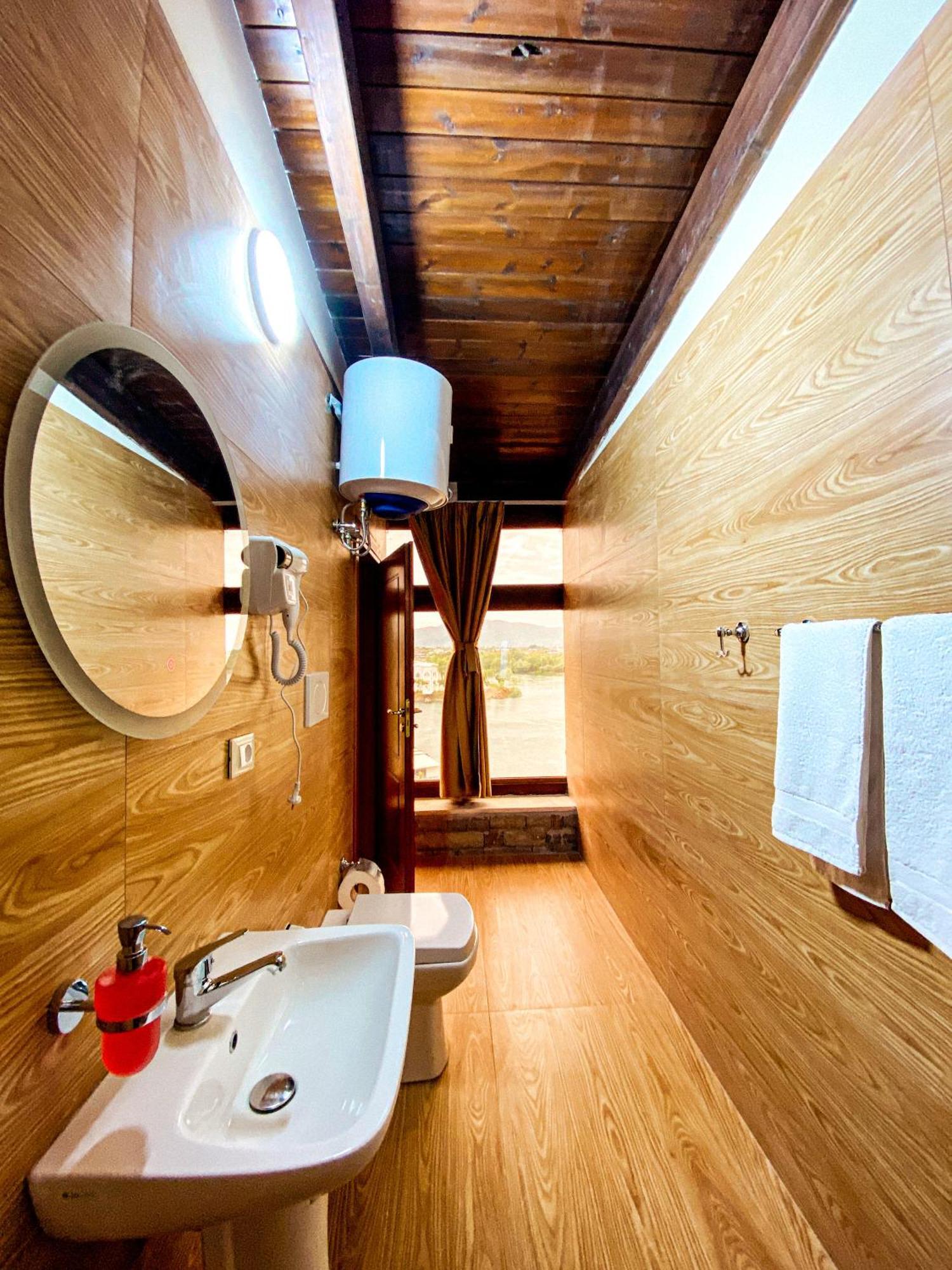 Hotel Iliria Canaj Chambre photo