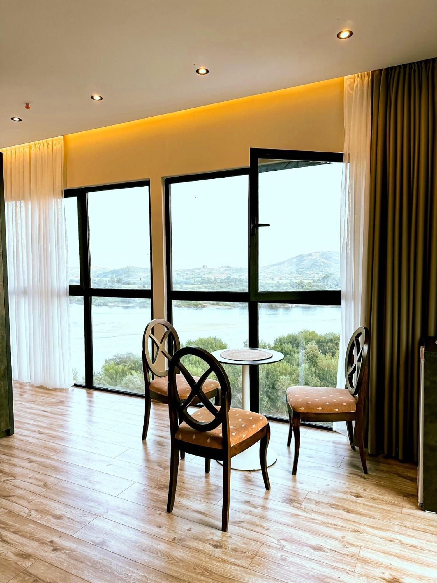 Hotel Iliria Canaj Extérieur photo