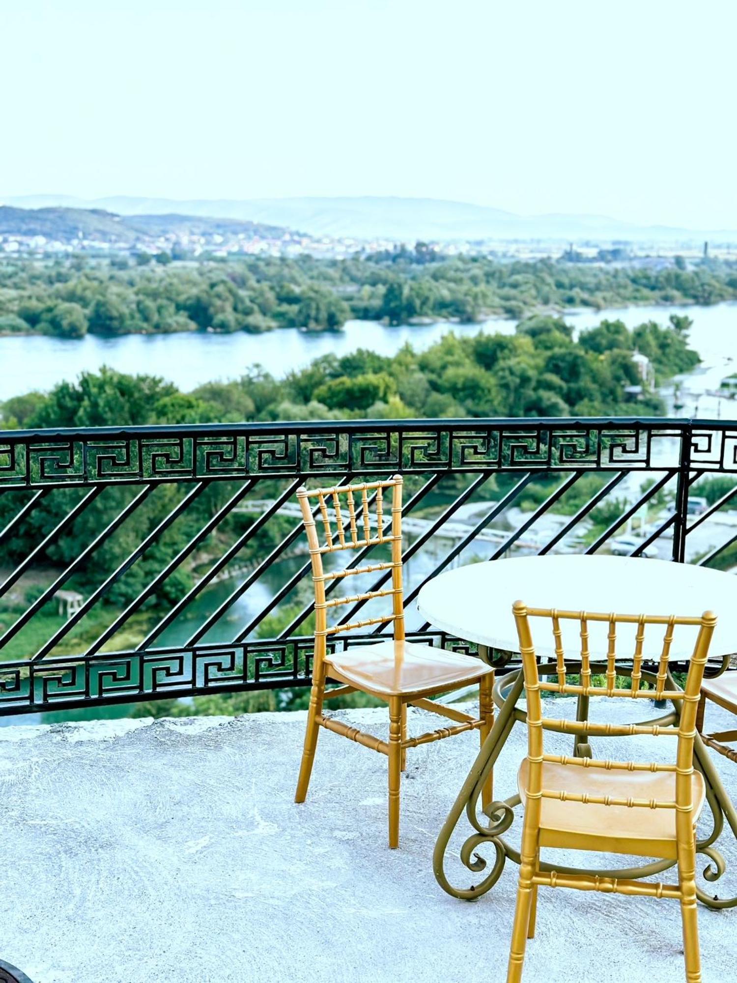 Hotel Iliria Canaj Extérieur photo